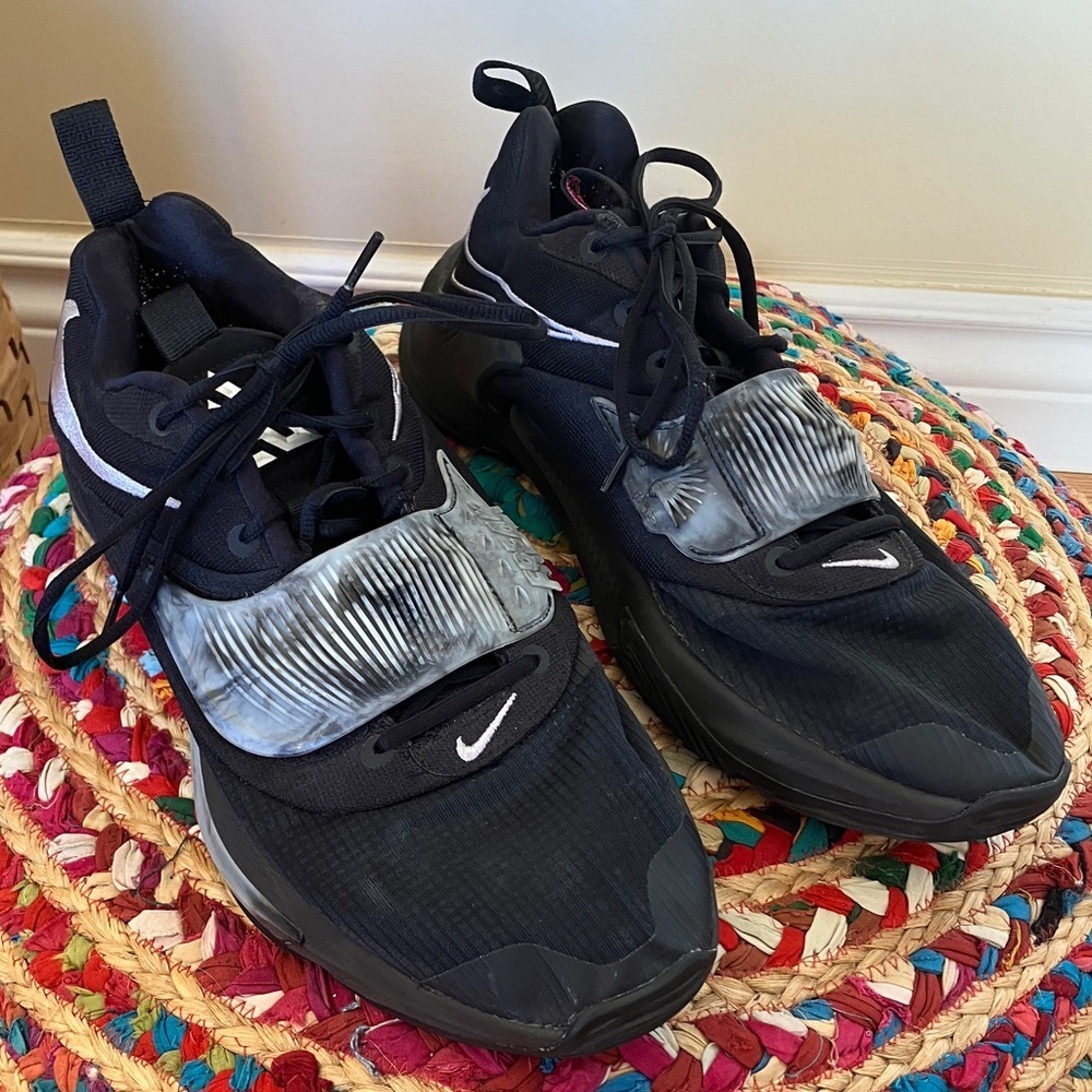 Nike Zoom Freak 3 Black and Gray Athletic Shoes